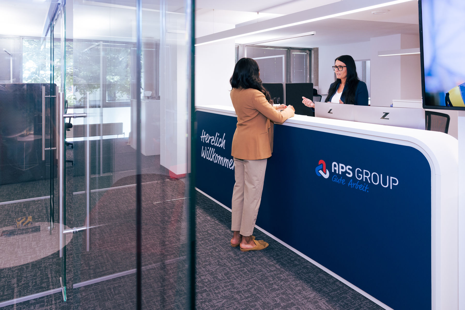 Arbeiten bei APS Group GmbH & Co KG - Infos, Jobs & Einblicke | jobs.at